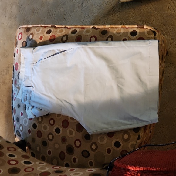 Burnside mens dressy shorts size 33 waist BNWOT condition - Picture 1 of 4